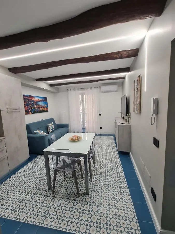 Chiaja Lux House Apartment Naples