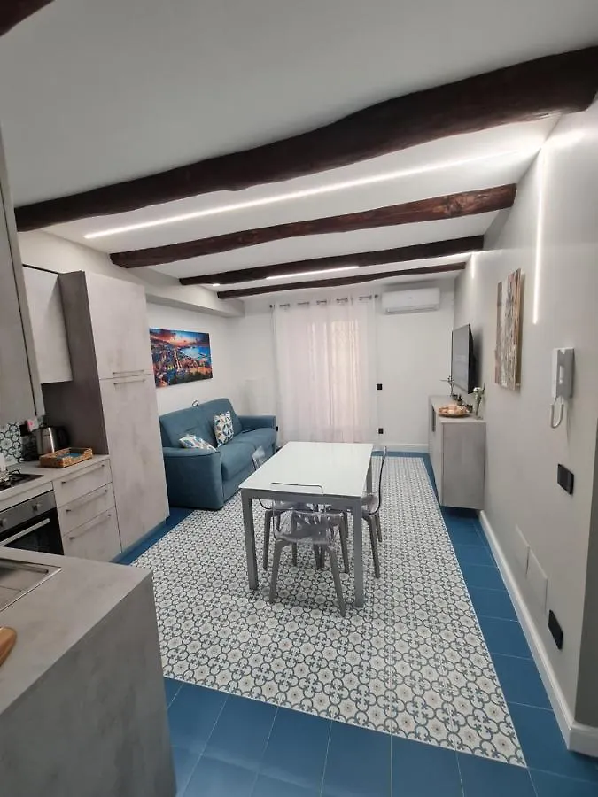 Chiaja Lux House Apartment Naples