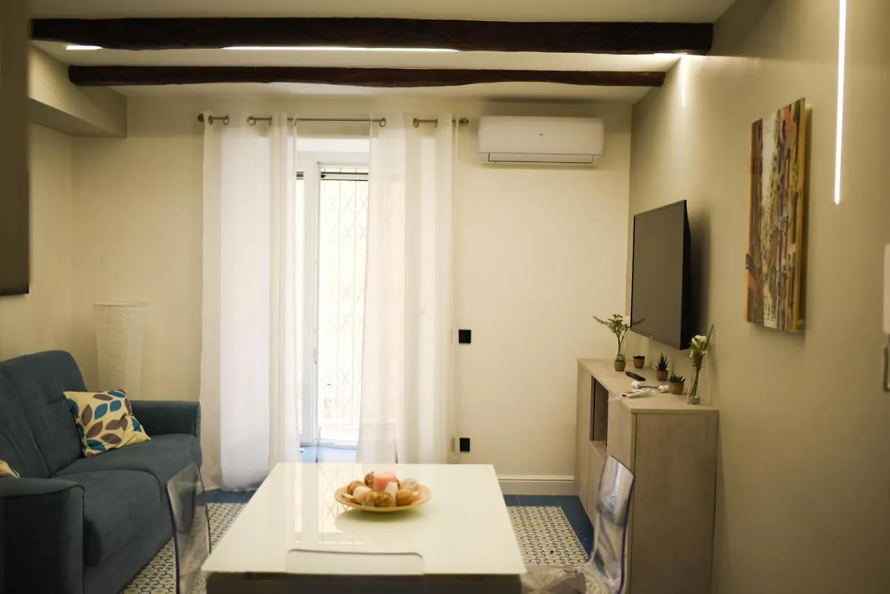 Chiaja Lux House Apartment Naples