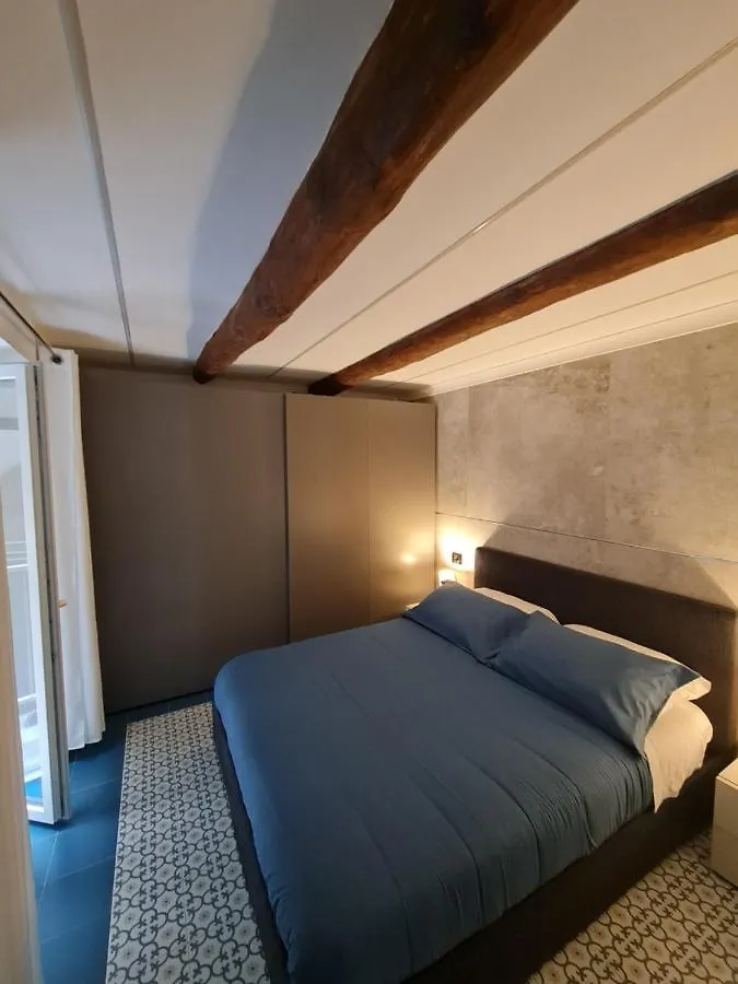 Chiaja Lux House Apartment Naples Italy